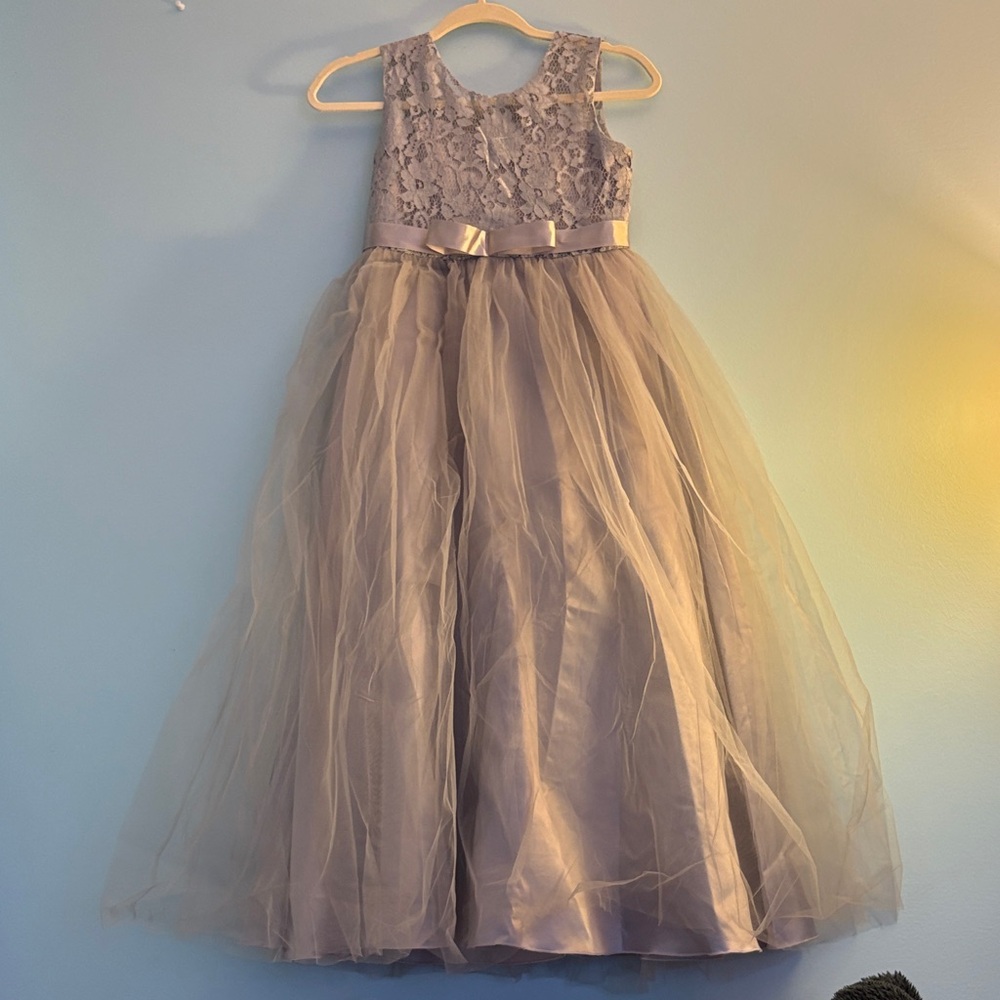Elegant Gray Lace Kids Dress
